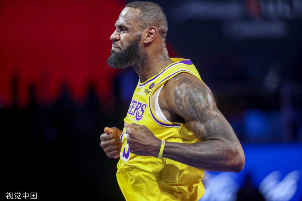 置于画面左 置于画面左