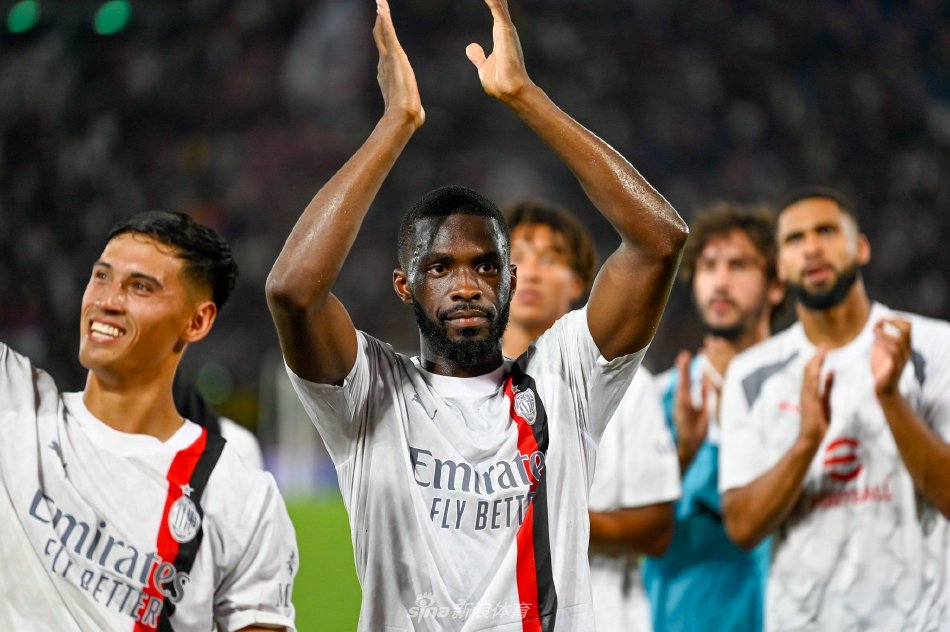 球员总是备 球员总是备